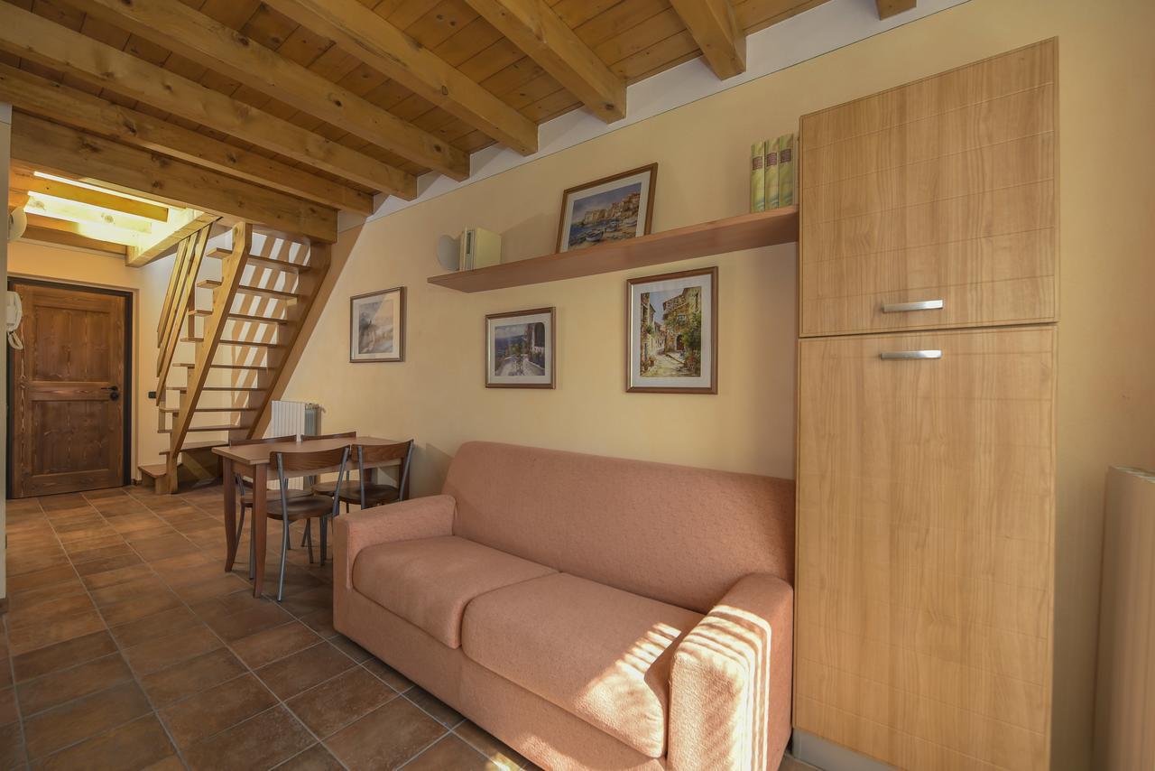 Residenza Borgo Antico Vila Paratico Exterior foto